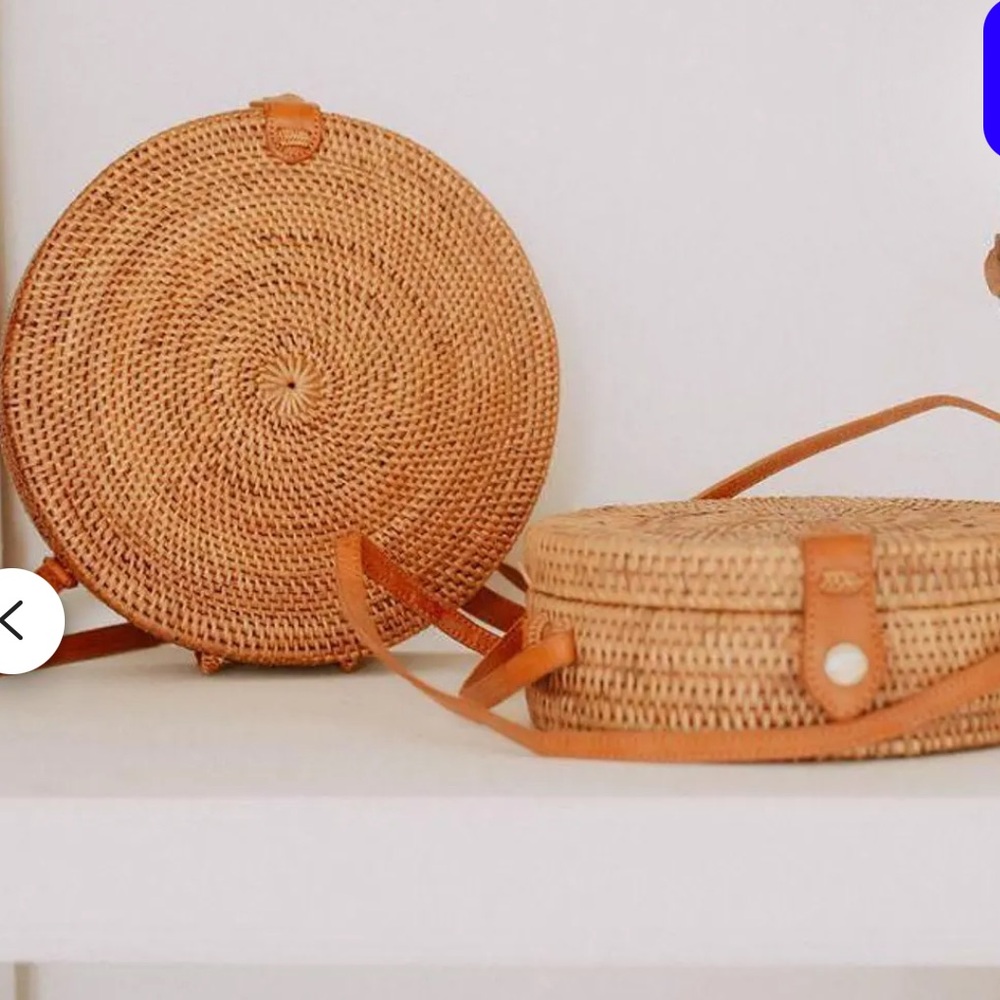 Ata Grass Circle Rattan Backpack - Picture 3 of 13